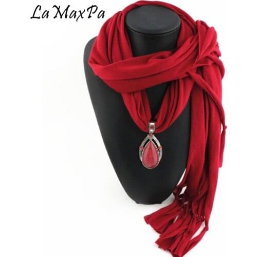 LaMaxPa Women Newest Fashion Pendant Scarf Jewelry Pendant Scarf Femme Foulard Mujer Colgante Bufanda Vrouw Sjaals Frau Schal