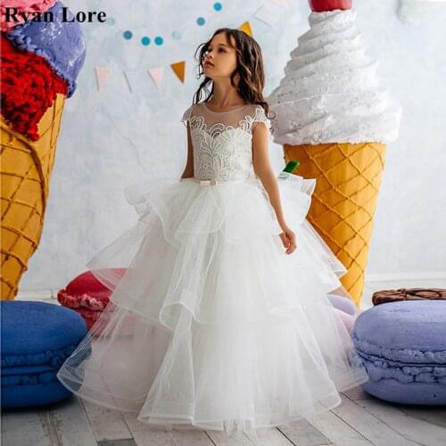 Elegant Ruffles Ball Gown Fower Girl Dresses 2020 Short Sleeves Princess Dress For Weddings Holy First Communion Pageant Gowns
