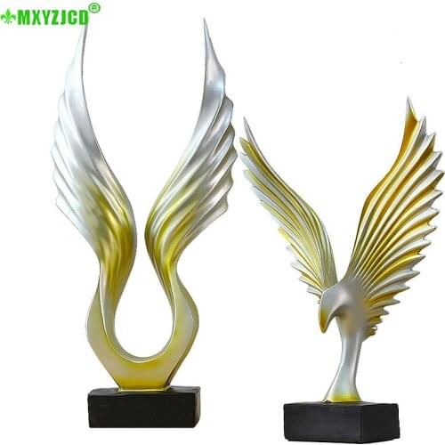 Eagle Resin Ornament Living Room Home Wedding Decor Abstract Animal Sculpture Office Desktop Wings Decoration Craft Gift