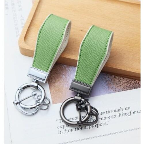 Car Keychain accessories keycute key chain bagcharm cherry blossom ladies key chain mens high-end key chain wholesale Very cool