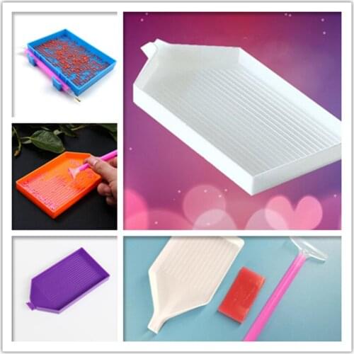 Wholesale large diamond plate tray diamond embroidery accessories large capacity diamond painting tools white plastic tray