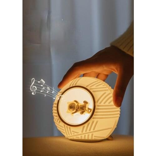 Classical Table Lamps for Bedroom Bedside Bed Europe Room Decoration Modern Cute Lampara Mesa De Noche Novelty Lamp BD50TL