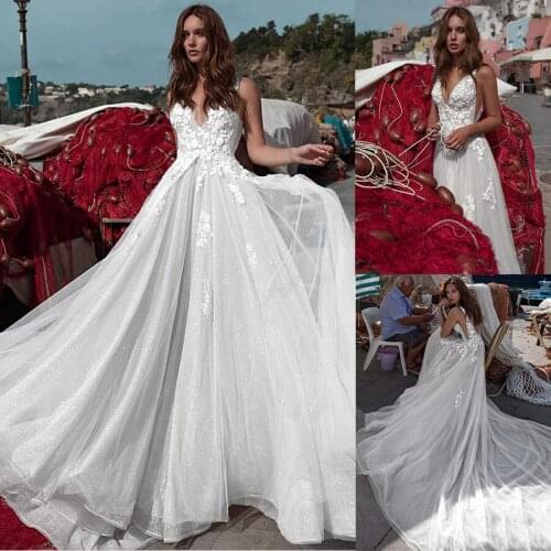 Unique Tulle V-neck Neckline A-line Wedding Dresses With Lace Appliques Bling Bling Grey Bridal Dress