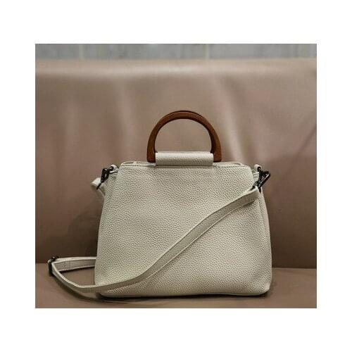 Female bag 2021 new leather bag handbag multi-layer large capacity commuter shoulder bag fashion professional female bag