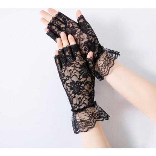 Lace Gloves New Lace Fingerless Gloves Female Riding Sunscreen Etiquette Bride Lace Driving Touch Screen Half-Finger Gloves