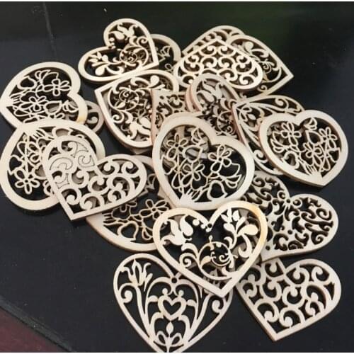 100pcs Wooden Heart Wood Slices Natural Heart Wood Slices Cutouts DIY Craft Rustic Wedding Decorations Christmas Tree Ornaments