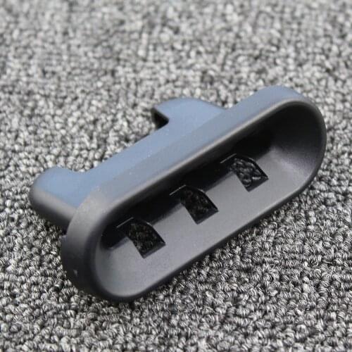 9208257 Rear Row Seats Screw Grommet For VOLVO XC70 C30 C70 V70 S40 S60 S70 S80 S80L Rear Seat Buckle Seat Fixing Clip