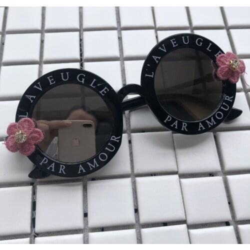 AJ Flower Cute Sunglass Fashion Pink Round Women Sunglasses Gold Diamond Mirror Female Eyeglass Shades Sun Glasses Gafas de