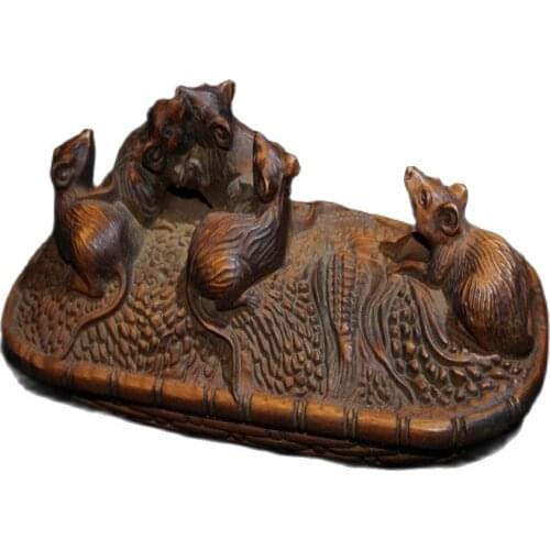 Early collection of boxwood carvings, five mouse fortune ornaments, decoration, office, home collection