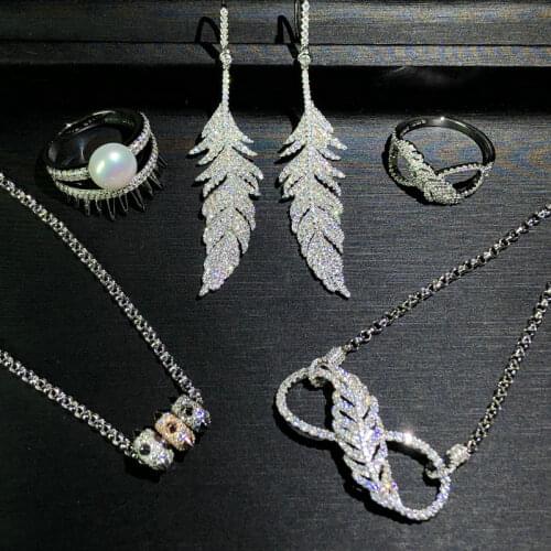 Special Offer 925 sterling silver Exaggerated feather pearl necklace rivet Earring Ring Flash drill style female ear clip