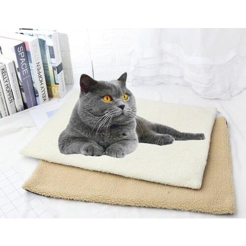 Foldable Cat Warm Winter Rest Blanket Super Soft Plush Self-Heating Pet Bed Mat Automatic Fleece Sleep Kennel Mattress Pad
