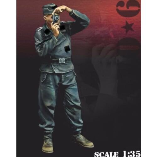 1/35 Resin Model Figure GK, Unassembled and unpainted kit