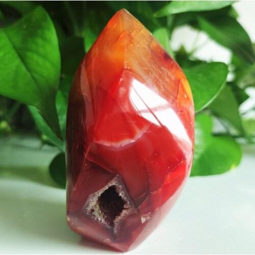 100%Natural red agate crystal flame decorated agate ice cream mineral specimen