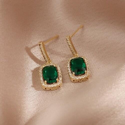 French vintage green gem Fashion Simple Hanging earrings Women jewelry exquisite Drop Dangle Personality Fashion Stud Earrings