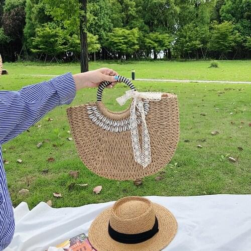 Female Bag New Summer Basket Shell Beach Grass Handbags Large Capacity Hand Woven Cheap Small Travel Totes Bags