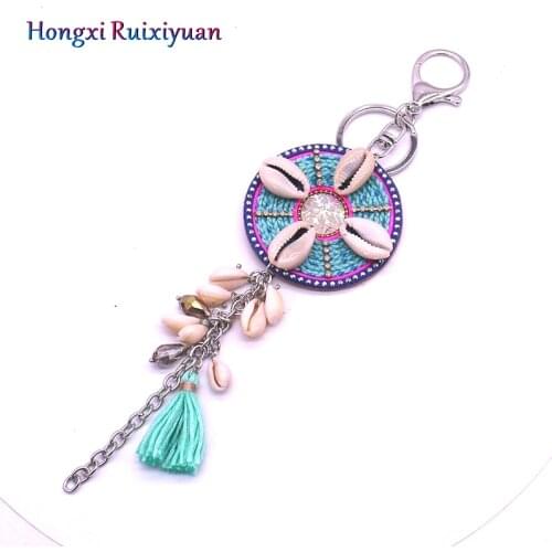 Bohemian style Handmade Beaded keychain Fashion Shell Crystal Tassel Woman Bag Buckle & keychain Retro Car keychain Jewelry