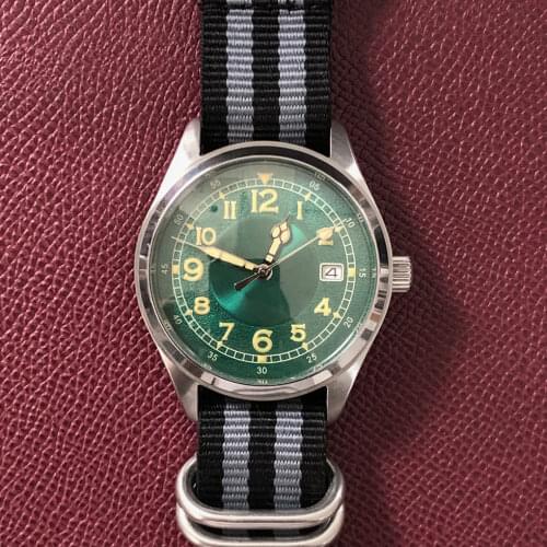 Watch Stainless Steel 40mm Case Sterile Green Dial Sapphire Assembly Japanese NH35 Automatic Movement Green Luminous