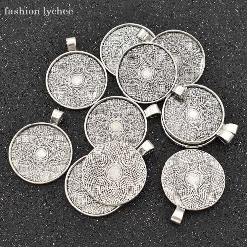 Fashion lychee 10pcs Silver Color High Quality Round Charms Tray For Women Men Jewelry Making DIY Pendant Necklace