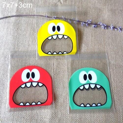 300pcs 7x7+3cm Cute Monster Print Self-adhesive Food Packing Bag Cellophane Bag Plastic Biscuit Party Favor Bag