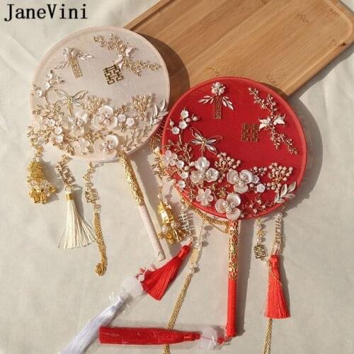 JaneVini Chinese Style Bridal Hand Fan Luxurious Pearls Red Jewelry Handmade Flowers Champagne Tassel Round Wedding Fan Bouquet