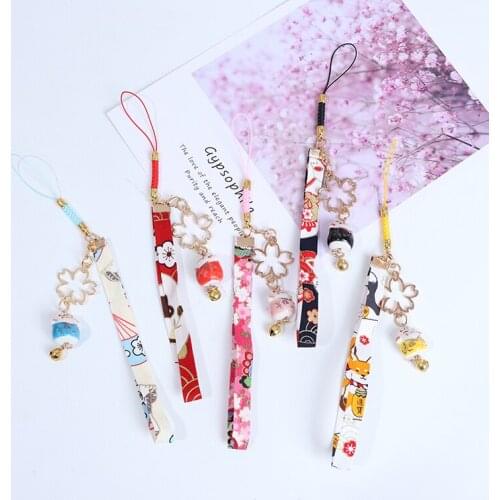 1pcs Japanese Lucky Cat Bell Mobile Phone Chain Mobile Phone Pendant Good Luck Pendant U Disk Pendant