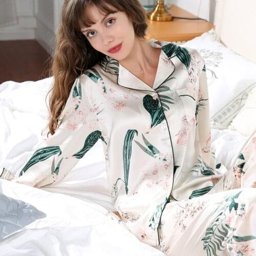 Hot sale Fresh 100% silk pajama sets women high quality long sleeve elegance genuine silk pyjamas women sleepwear T8166