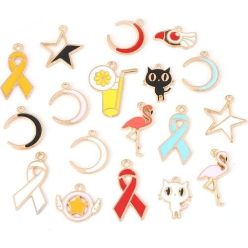 30pcs Sweet Style White/Black Cat Shape Enamel Charm Trendy Pendant for Jewelry DIY Findings Necklace Bracelet Earring Making