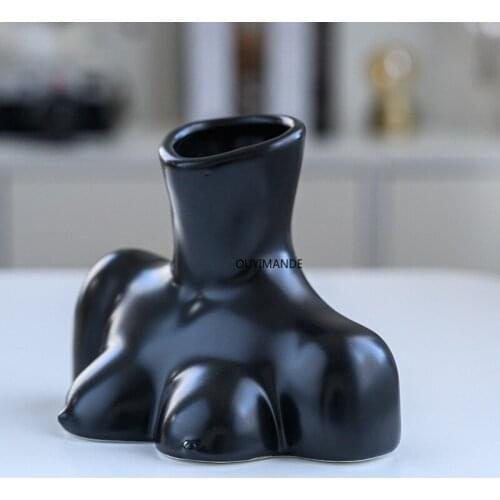 Creative Small Female Half Body Vase Pot White Black Matte Ceramic Flower Vase Filler Handmade Table Ornaments Modern Home Decor