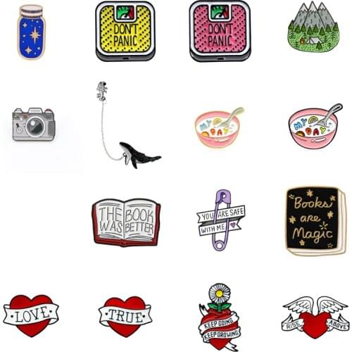 2019 Cartoon enamel brooch camera collection reading magic book button badge pin for friends jewelry bag accessories trinket
