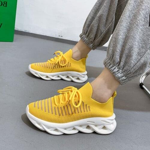 Yellow Sports Shoes For Female Walking Jogging Running Shoes For Women 2021 Black White Light Weight Chunky Platform Sneakers