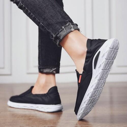 Mens Sneakers Mens Causal Shoes Spring Casual Slip On Solid White Fashion Knitting Men Zapatos Hombre Mocasin For
