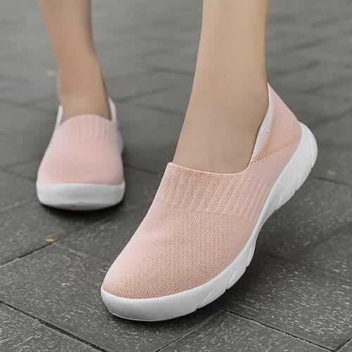 2021 Women Vulcanized Shoes Lightweight Breathable Casual Wild Non-slip Large Size 42 Women Shoes Outdoor Casual Shoes Woman