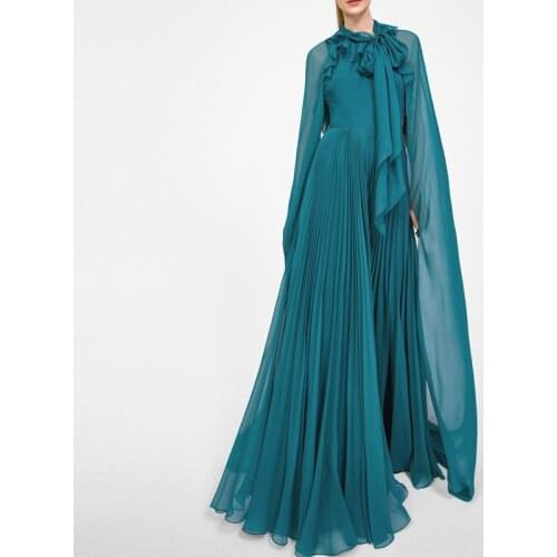Royal Sister Temperament Goddess Fan Dress Fairy Two-piece Cloak Pleated Skirt High-end Design Sense of Vacation Long Skirt