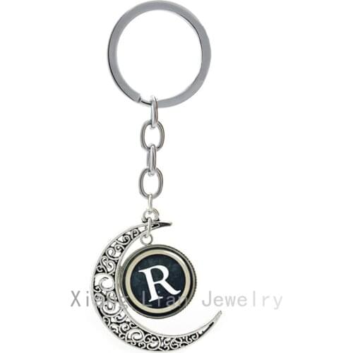 Vintage Letter R moon pendant key chain rings retro capital letters R logo men women keychain jewelry friends gift idea T849