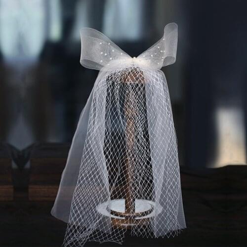 White Short Pearls Veils Hair Accessories Wedding Bow for Bridal Birdcage Simple Net Veil Charming Fascinator 2021