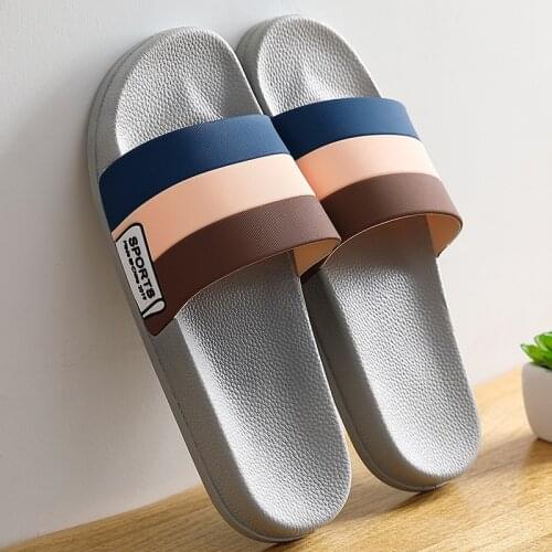 Stylish Bathroom Slippers Womens Home Indoor Simple Bath Anti-slip Thick-soled Slippers Mens Home Slippers Man Shoes Designer