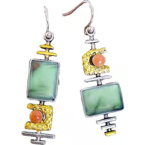 2021 European and American fashion asymmetrical earrings, retro earrings