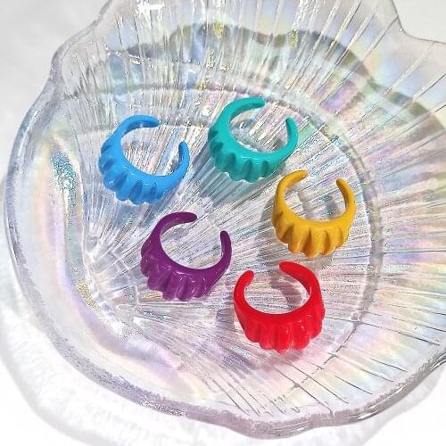 2021 New Colourful Resin Acrylic 3D Round Rings Set for Women Jewelry Travel Gifts