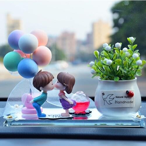 New Goddess Car Perfume Decoration Cartoon Couple Creatvie High-end Home Office New Gift Car Interior Oranment