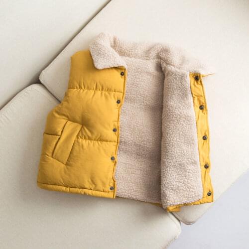 Plus velvet thick autumn and winter childrens cotton vest boys and girls baby baby lamb cashmere outside wearing vest gas