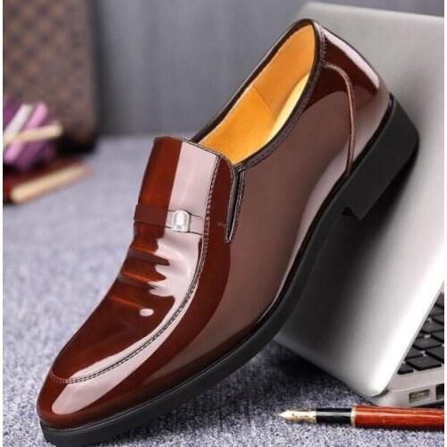 Men wedding Dress Business leather slip on Shoes Black Brown Men Formal Shoes Pointed Toe Patent Leather Oxford