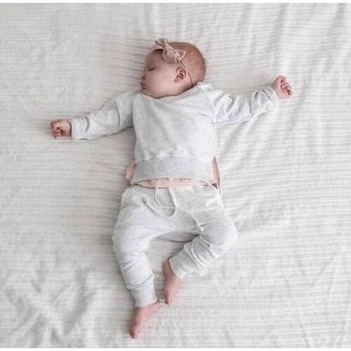 2020 European and American new childrens clothing baby clothes childrens clothing autumn and winter Baby set