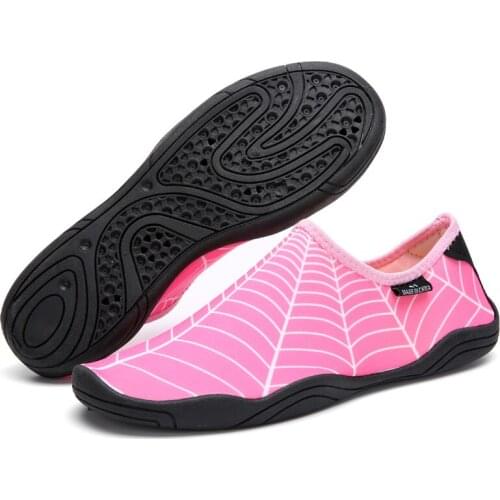 Comfortable Men Lightweight Aqua Shoes Quick Dry Beach Water Shoes Soft Mesh Upper Vamp Upstream Socks Slippers Diving Sneakers