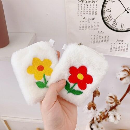 INS Girl Plush Coin Purse Earphone Bag Women Mini Sunflower Fruit Money Storage Gift Plush Purse Bag Headphone Pouch