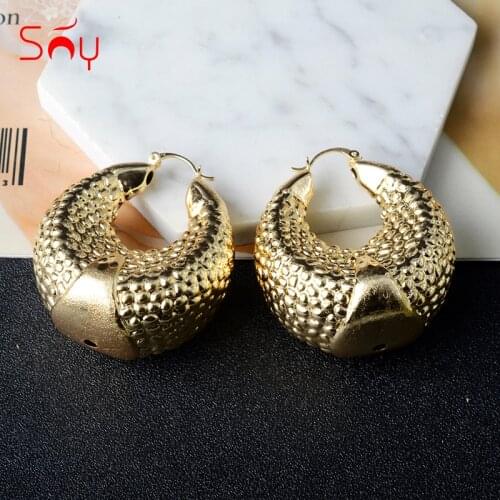 Sunny Jewelry 2021 Fashion Copper New Design Hoop Earrings For Women High Quality Large Style Stereoscopic Classic Party Gift