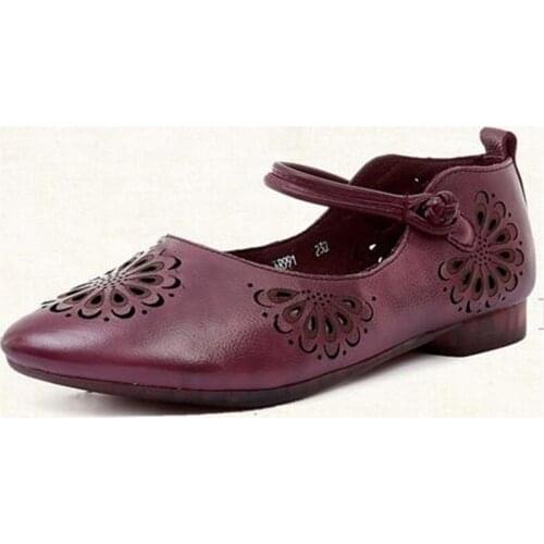 2020 New Pointed Spring Summer Mother Shoes Elegance Comfort Soft Flat Shoes Sandals Hollow Genuine Leather Shoes Flat Shoes