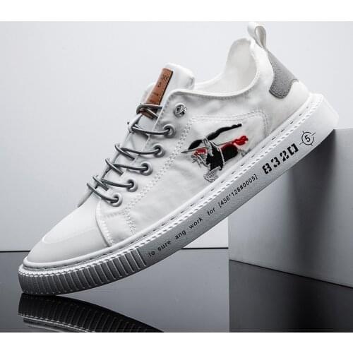 New Arrival Men Casual Shoes Lace-Up Vulcanized Shoes Man Breathable Oxford Fabric sneakers men Rubber Youth Fashion Mens Shoes