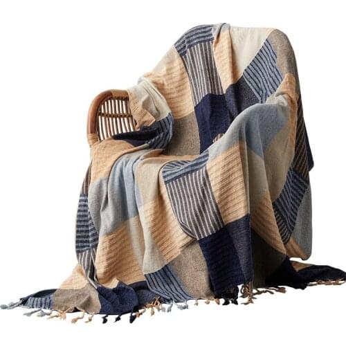 Chenille Throw Blanket Jacquard Tassels Throw Blanket Sofa Chair Cover Decorative for Bed Couch Soft Chair Folk Tribal Pattern