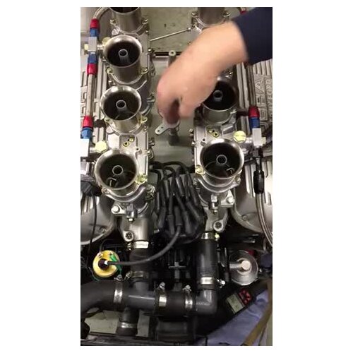 FORD V8 Carburetor 2BBL Stromberg 97 Carburetor