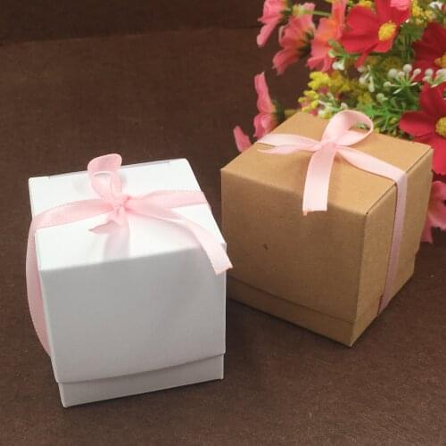50pcs Romantic Lover Candy Box Wedding Decoration Boutique Kraft Favors Gift Cover up and down Boxes with pink ribbon